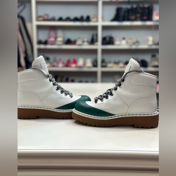 RARE Prada Boots! - Picture 5 of 7